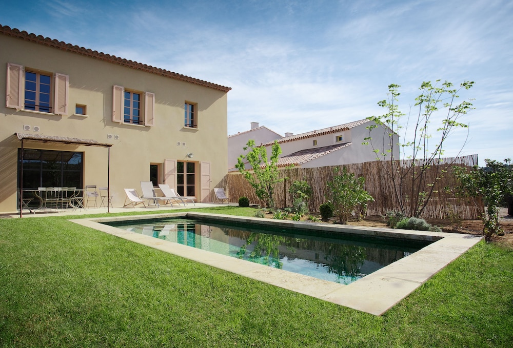 Villa, 3 Bedrooms photo 1