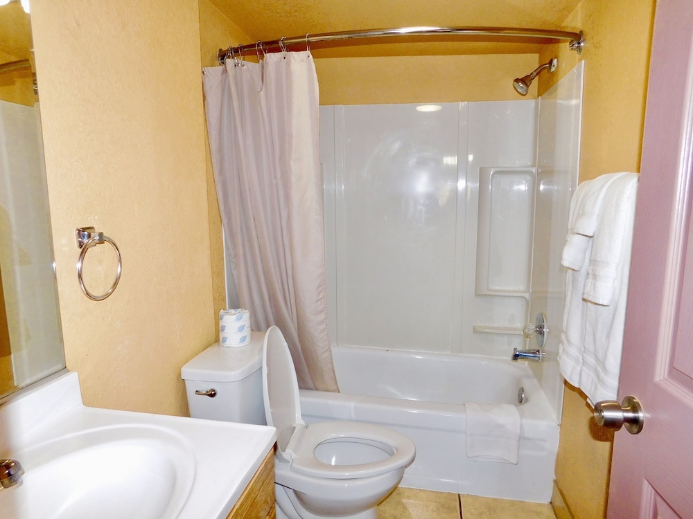 Americas Best Value Inn & Suites Anchorage Airport, Bild 2