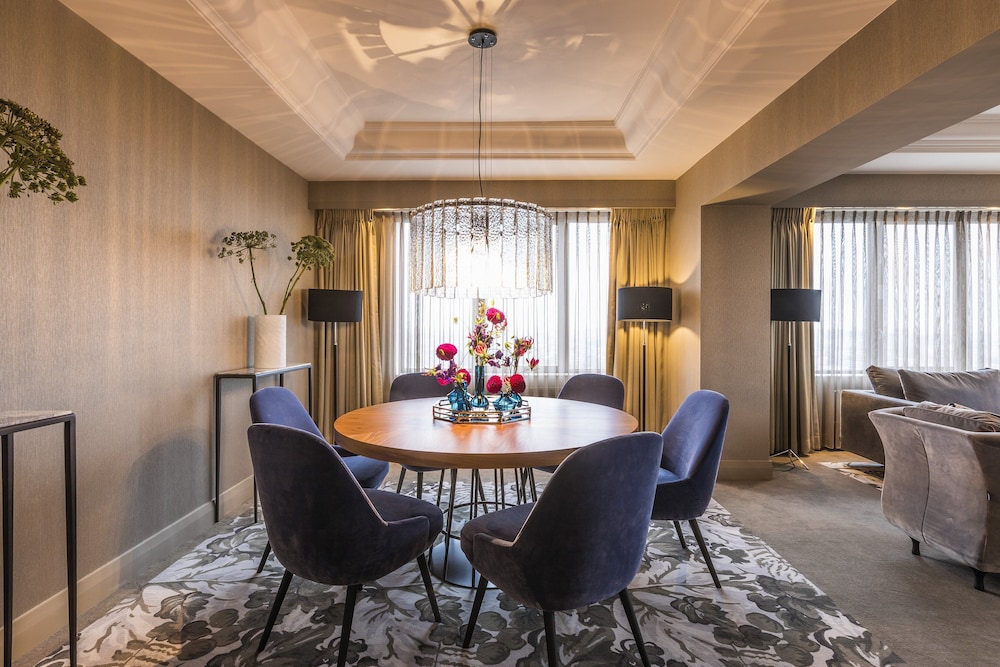 Presidential Suite photo 3
