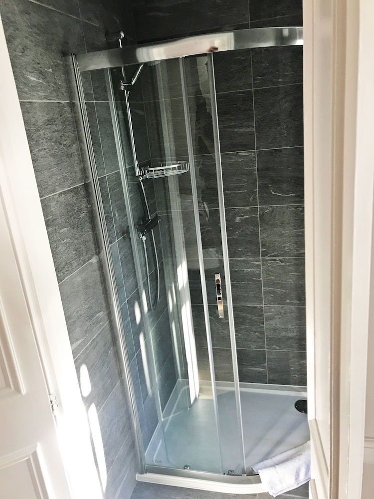 Standard Double or Twin Room - Photo 3
