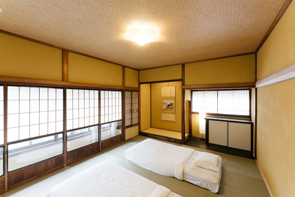 Japanese Style Room - Photo 2