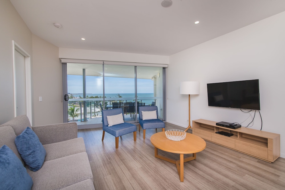 3 Bedroom North Facing Ocean View photo 2