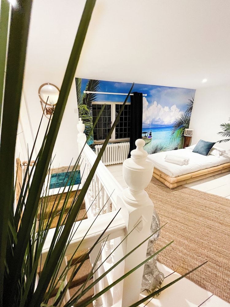 Deluxe Triple Room, Garden View photo 1