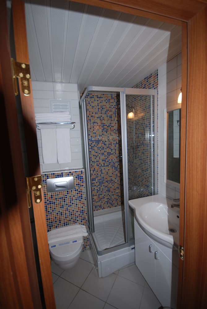 Standard Room - Photo 5