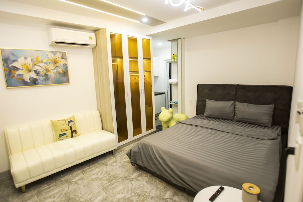 Deluxe Studio, 1 Bedroom, No Windows