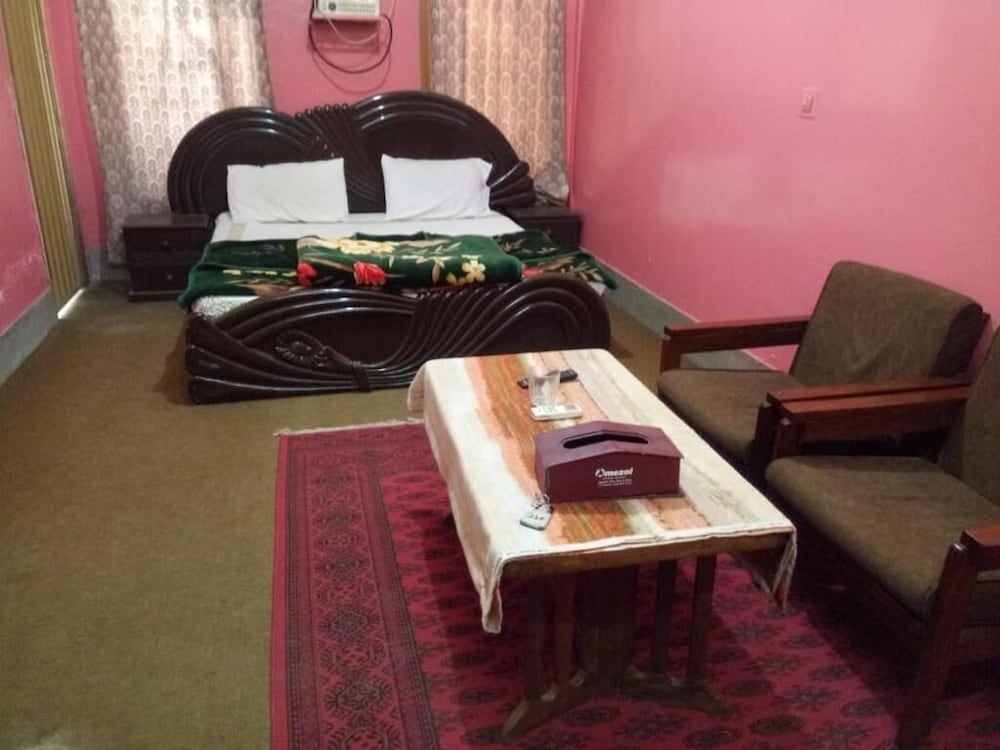 Standard Double or Twin Room photo 2