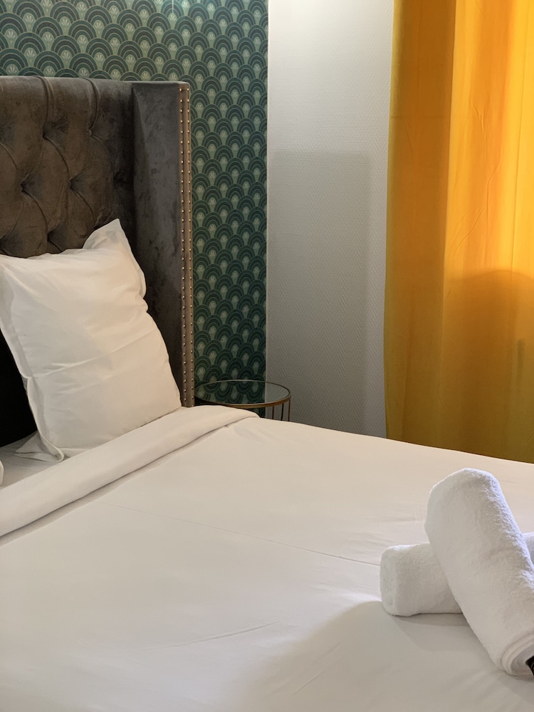 Double Room - Photo 3