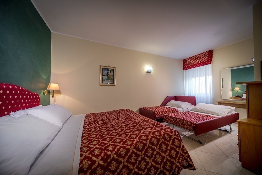 Quadruple Room photo 1