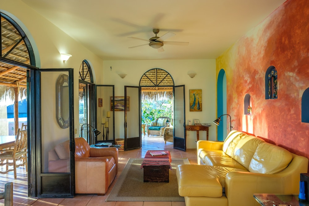 Casa Colina Two Bedroom House