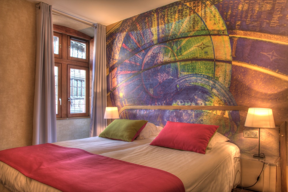 Double Room (Cathedral View) - Photo 21