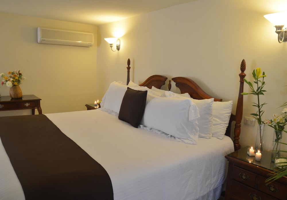 Room, 1 King Bed (Preferencial)