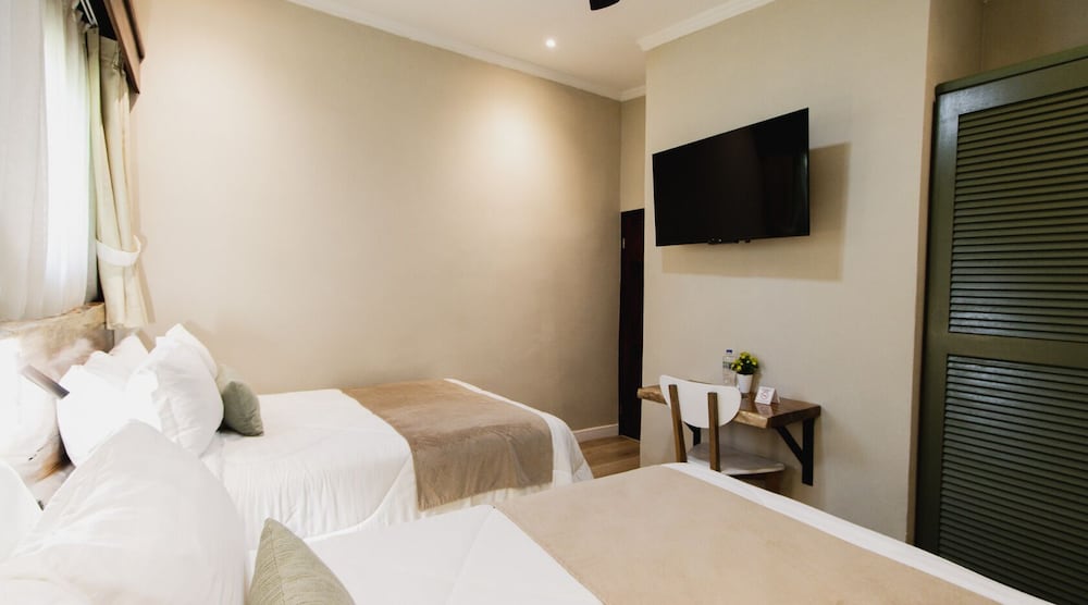 Family Double or Twin Room photo 2