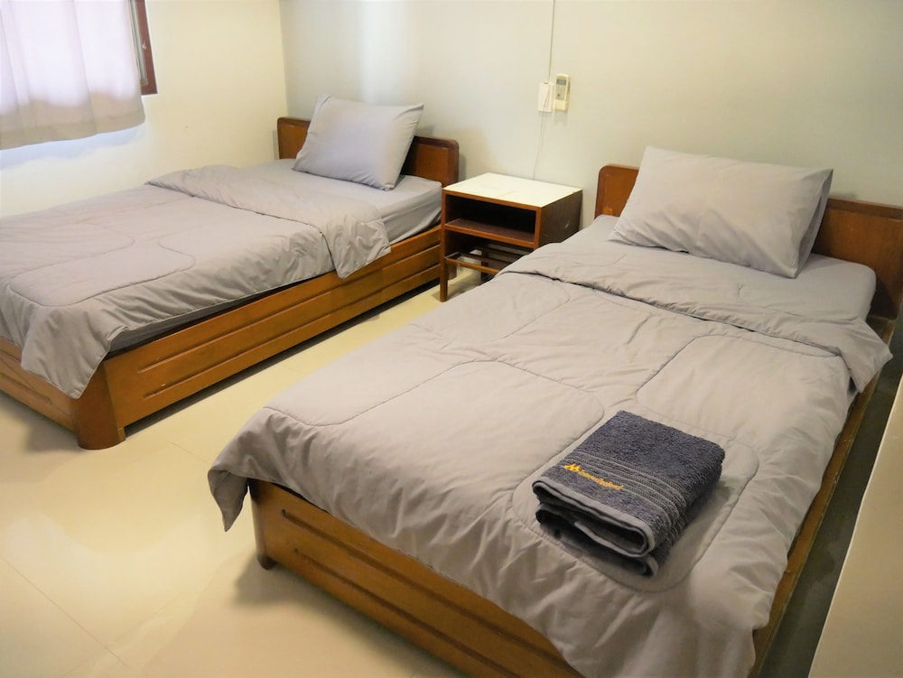 Standard Twin Room photo 1