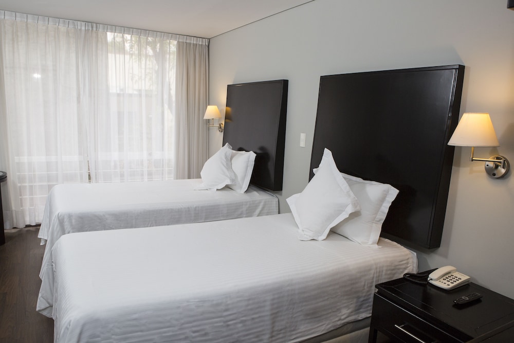 Suite, 2 Twin Beds photo 1