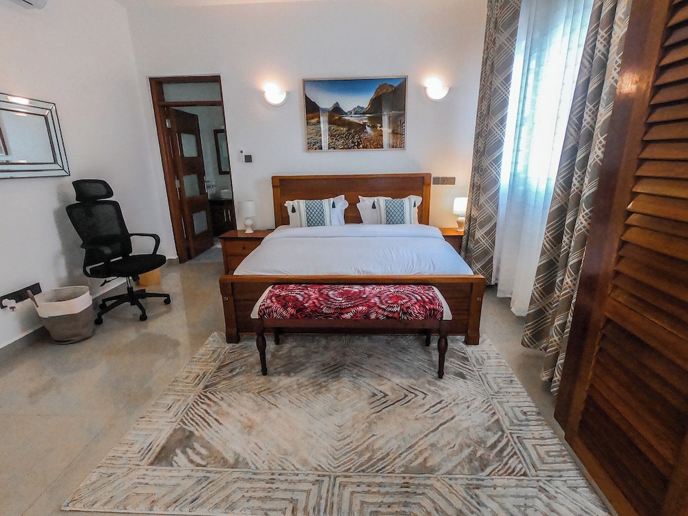 Elite Apartment photo 2