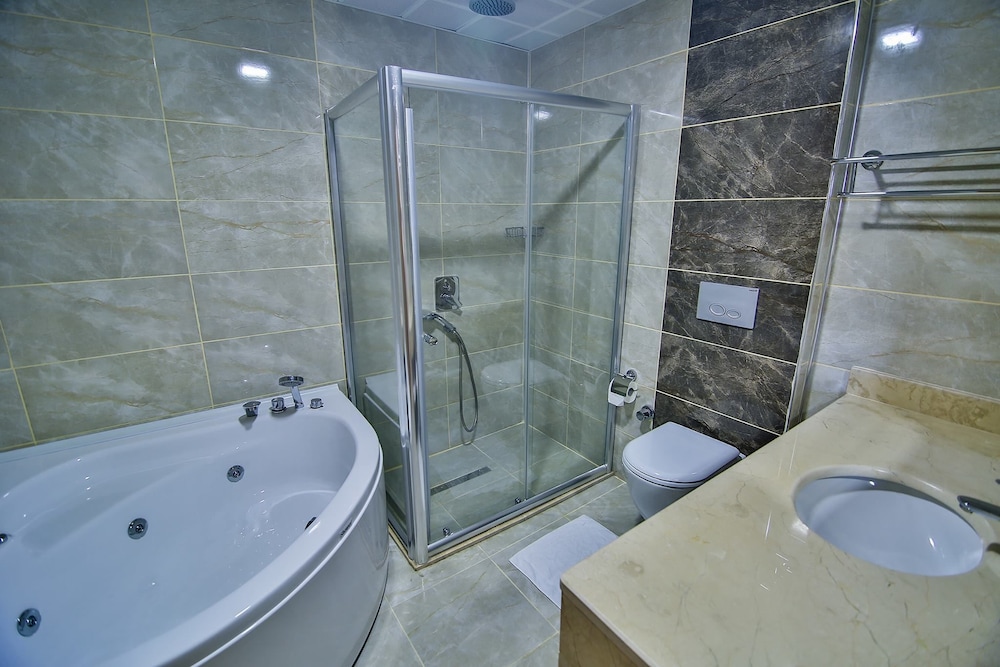 Deluxe Suite, Sea View photo 2