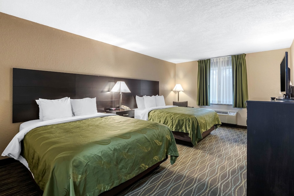 Suite, Multiple Beds, Non Smoking photo 1