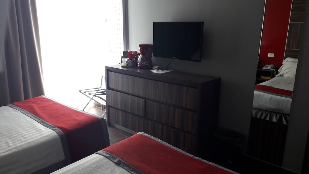 Standard Quadruple Room, 2 Double Beds photo 2