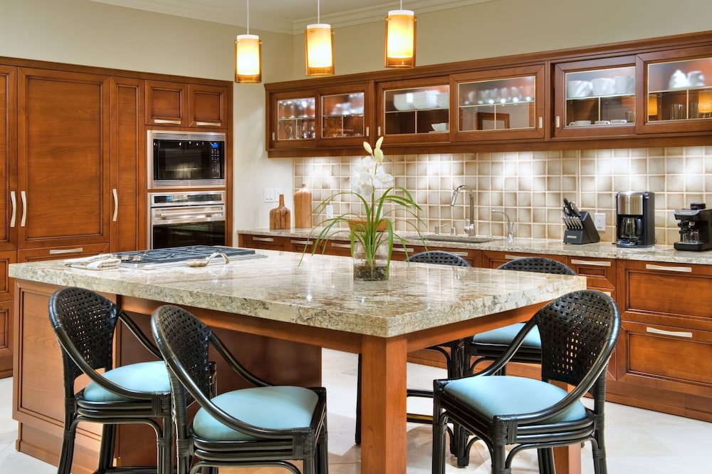 Luxury Villa, 3 Bedrooms, Ocean View - Photo 3