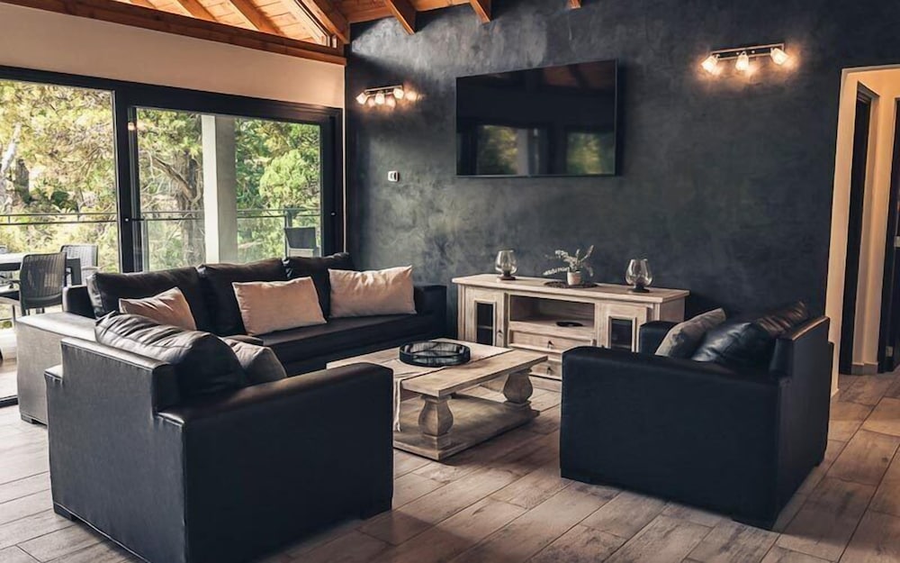 Exclusive Apartment, 3 Bedrooms photo 1