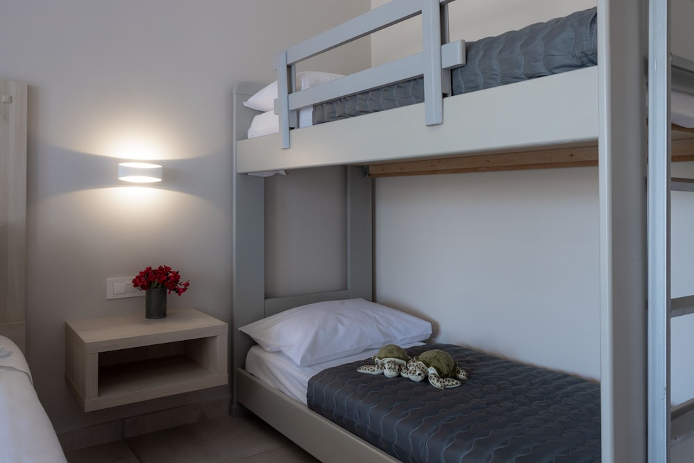 Superior Family Room with Bunk Beds - Photo 4