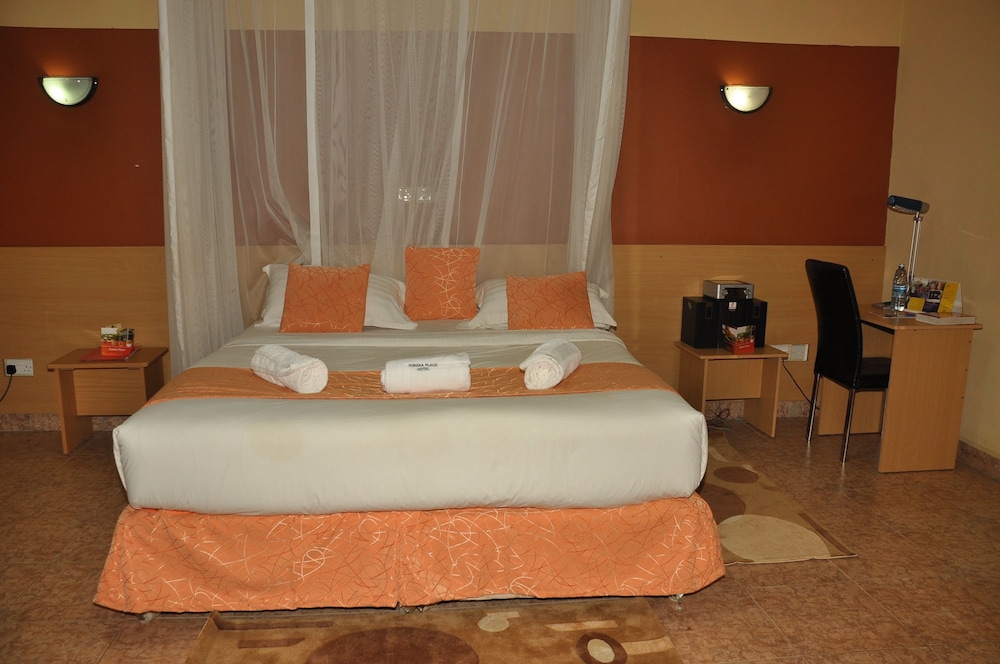 Executive Studio Suite
