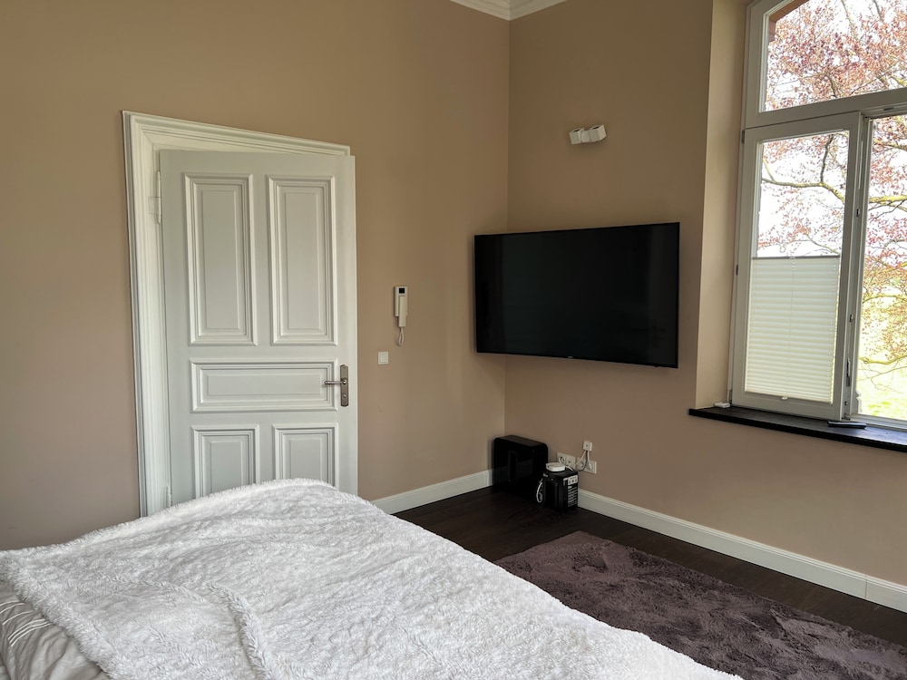 Deluxe Double Room, Balcony photo 2