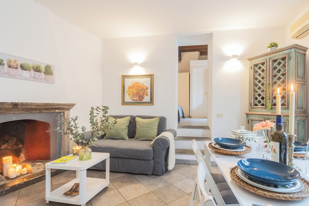 Apartment (1 Bedroom)