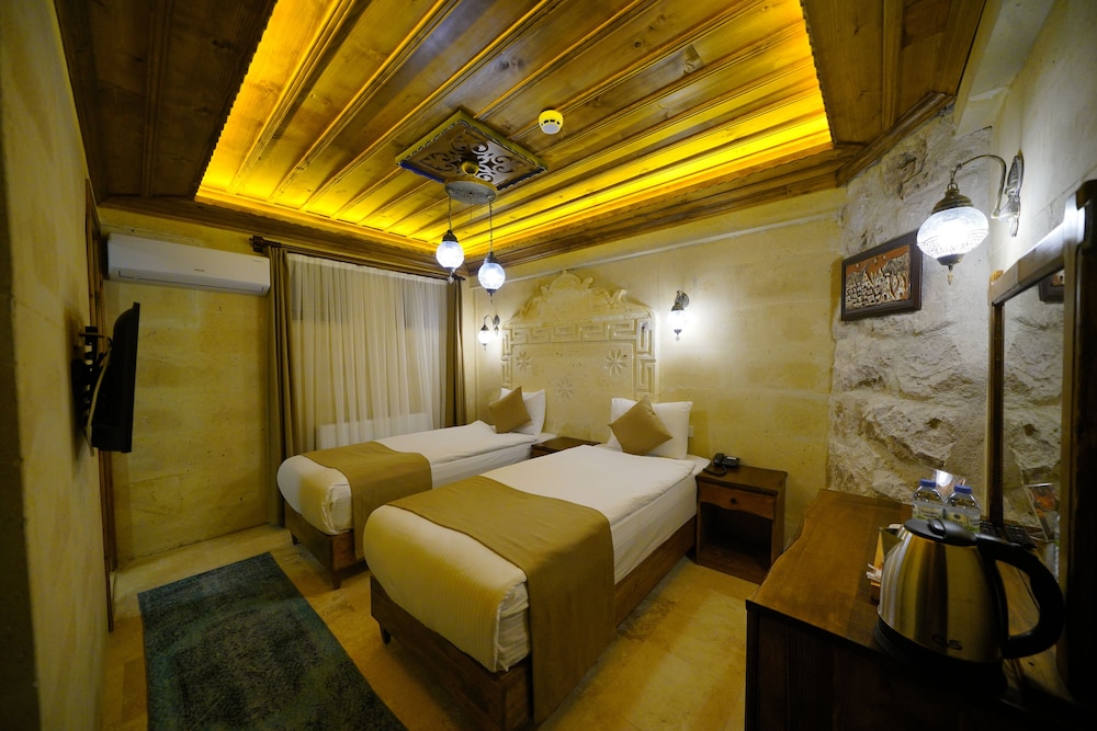 Economy Twin Room
