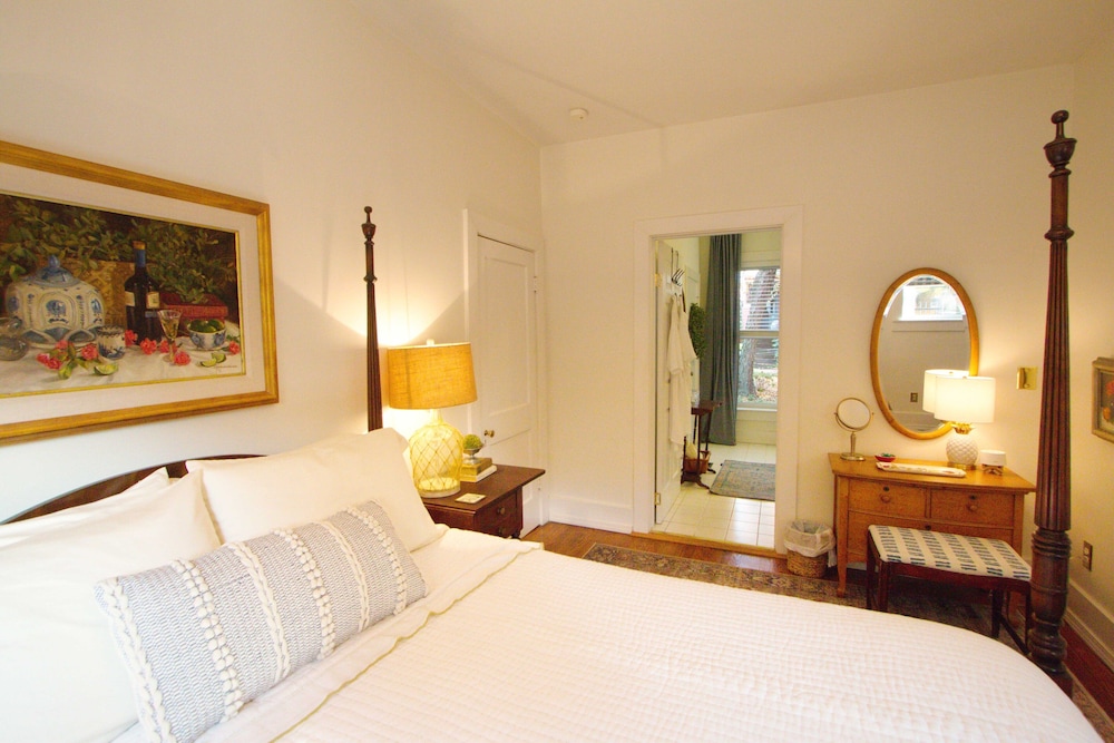 Luxury Studio Suite photo 1
