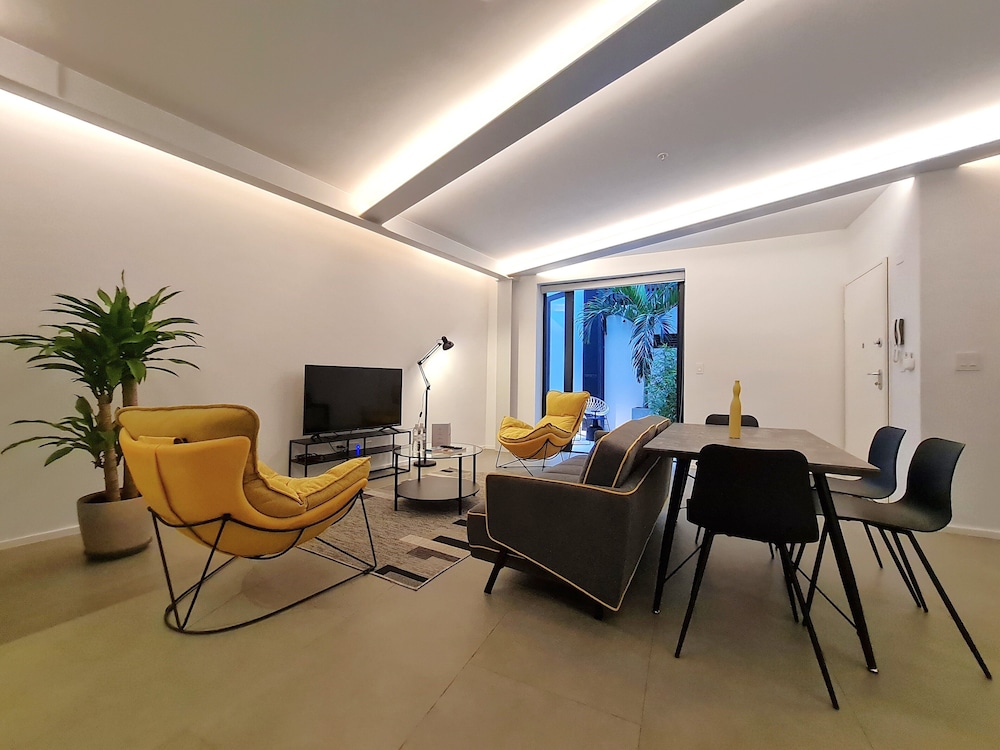 Premium Apartment