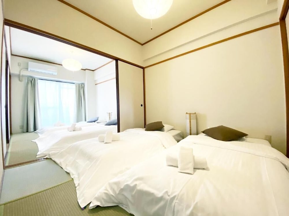 3 Bedroom Apartment with Balcony 703 photo 3
