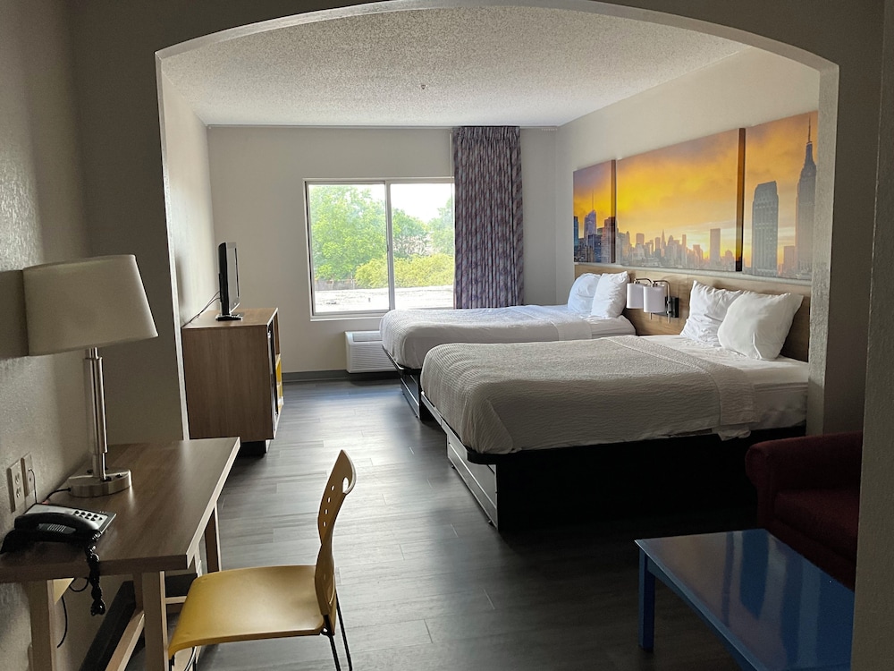 Suite, 2 Queen Beds, Non Smoking - Photo 19