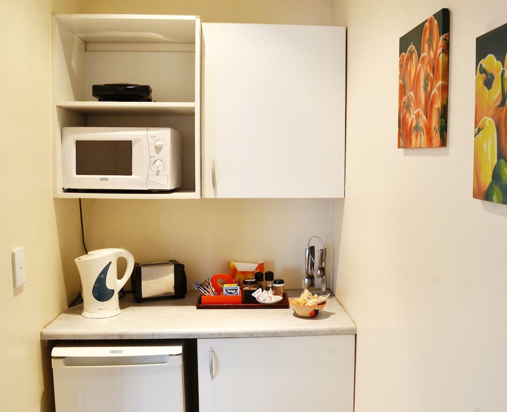 Suite (Glendower Upstairs) photo 3