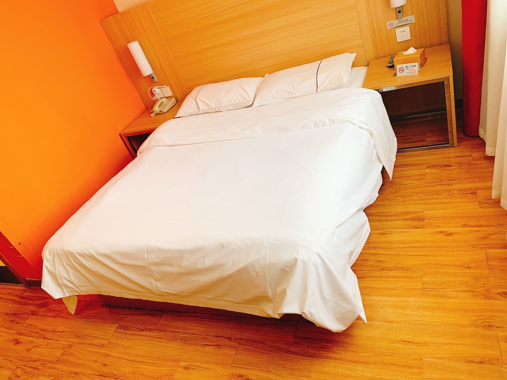 Double Room , 1 Queen Bed
