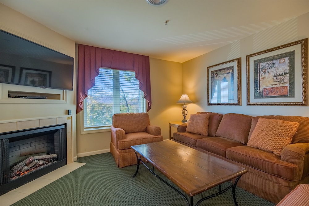Deluxe Suite photo 1