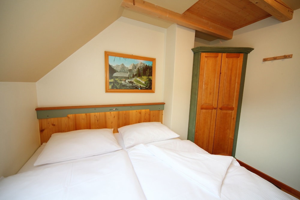 Chalet, Multiple Beds, Garden View photo 1