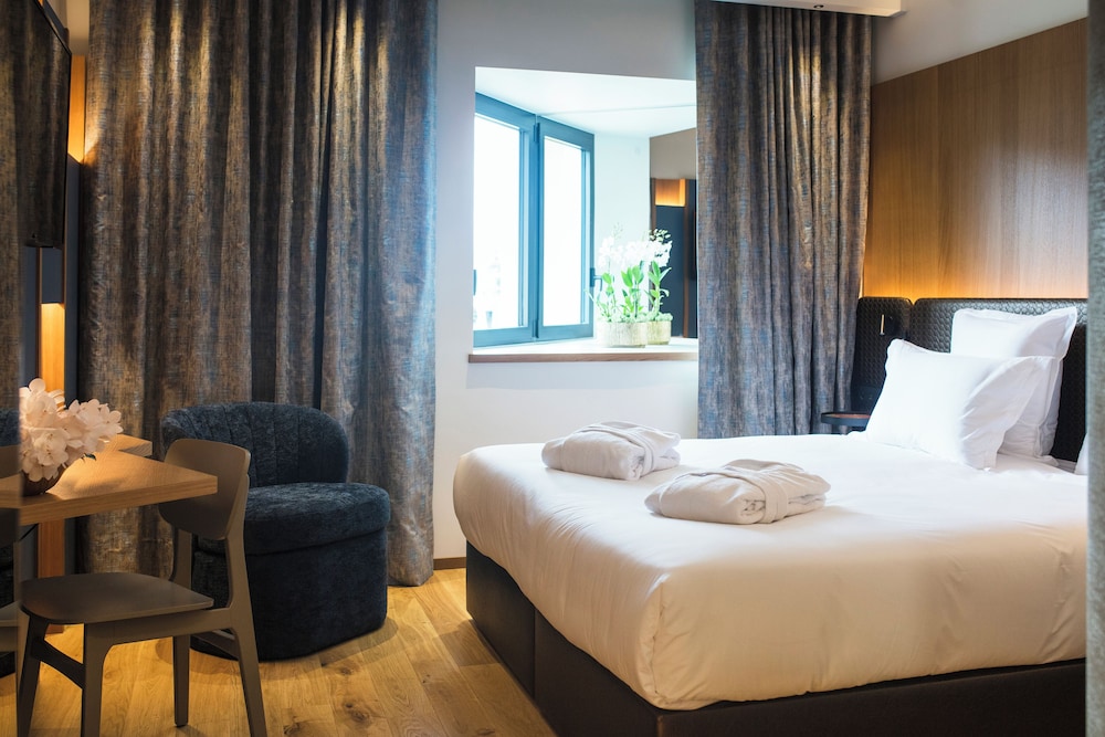 Classic Double or Twin Room - Photo 1
