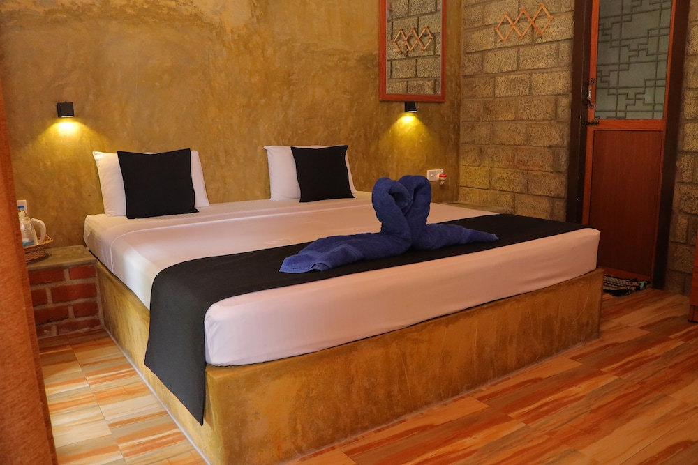 Deluxe Family Room - Photo 1