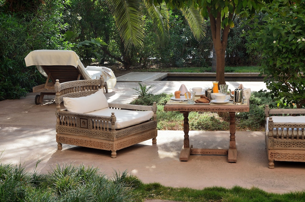 Large Suite piscine