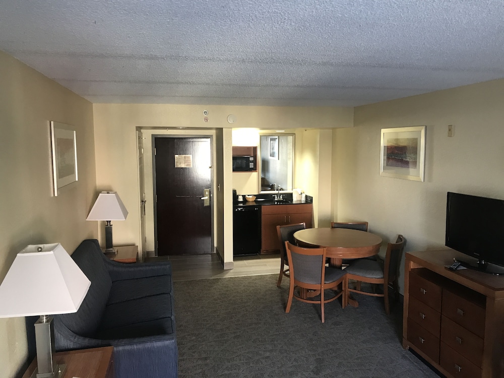 Studio Suite, 1 King Bed, Non Smoking