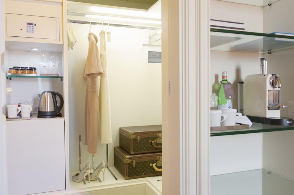Junior Suite, Executive Level - Photo 2