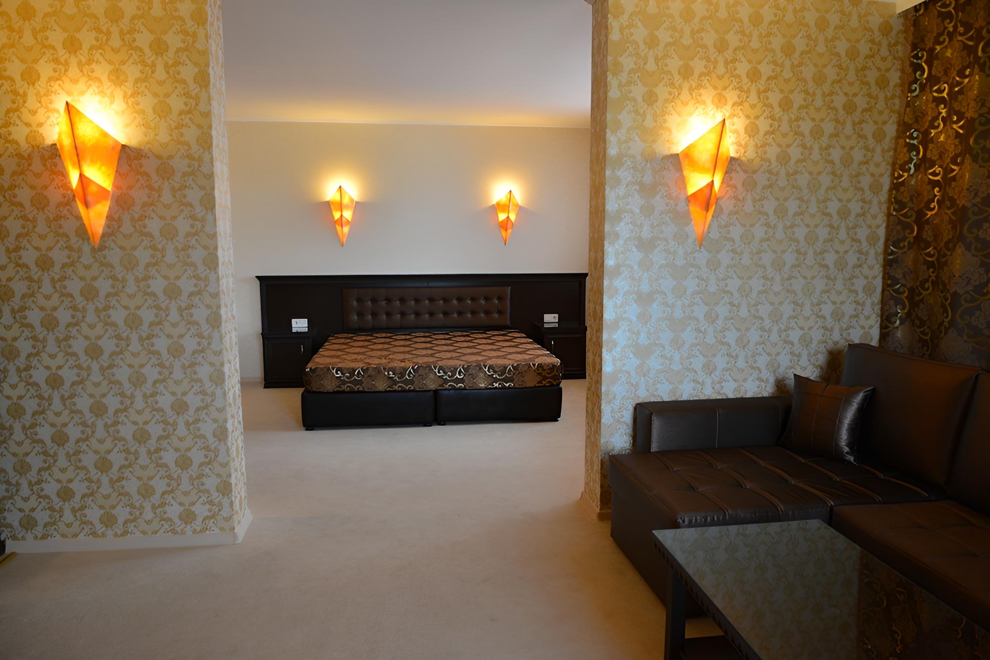 Apartment photo 1