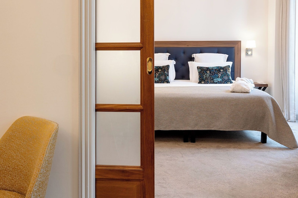 City Suite, City View - Photo 1
