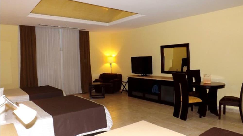 Deluxe Double Room, 2 Queen Beds