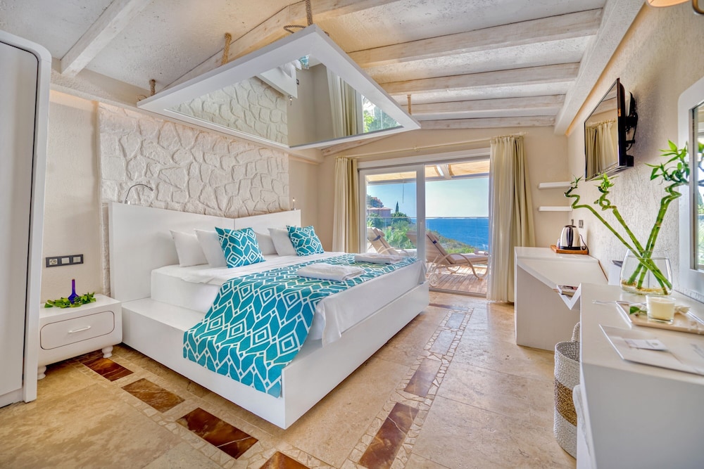 Upper Room photo 2