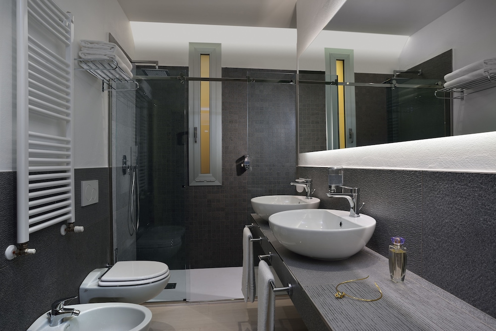 Superior Double Room - Photo 3