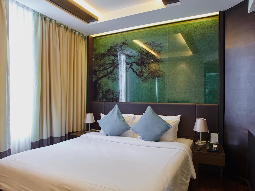 Sky Bay Suite photo 3