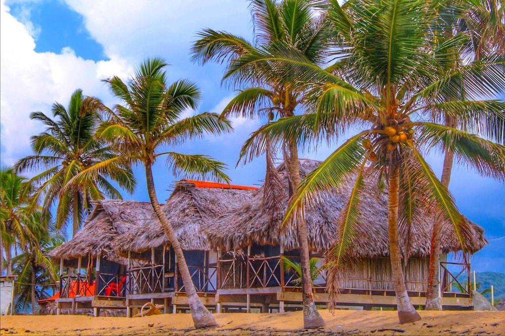 Bungalow, Beachfront photo 3