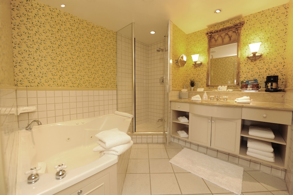 Luxury Room, 1 King Bed - Photo 4